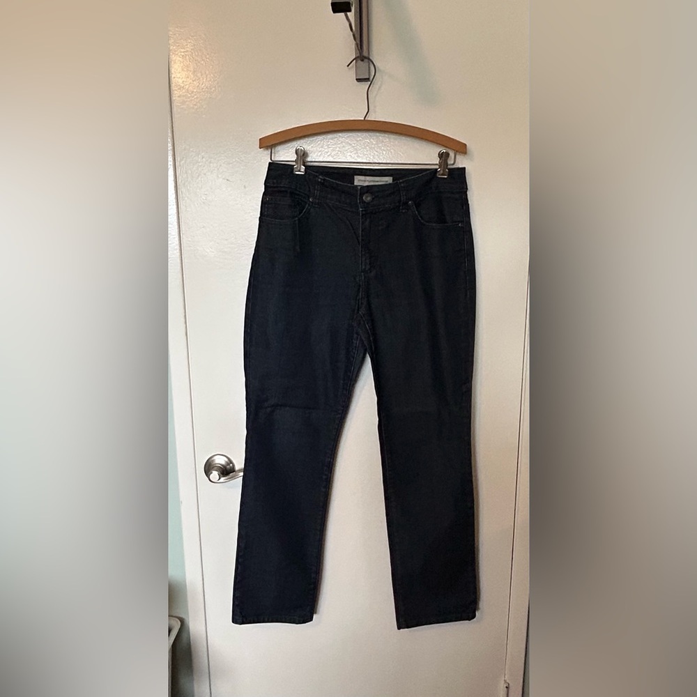 Chico’s Platinum Denim Dark Wash Straight Leg Jeans – Size 0.5 Short